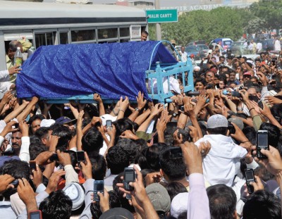 Moin Akhtar Funeral