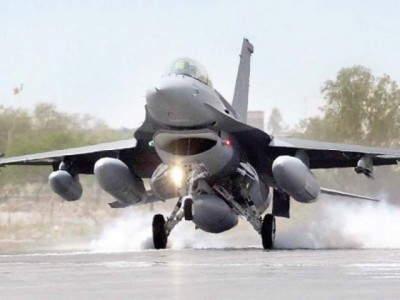 F-16 Fighter Plane