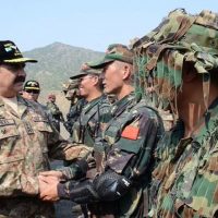 Raheel Sharif Meet China Army