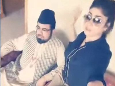 Mufti Abdul Qavi with Qandeel Baloch