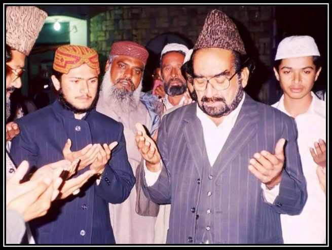 Sahibzada Ateeq Chishti With Pir Sahib Golra Shareef