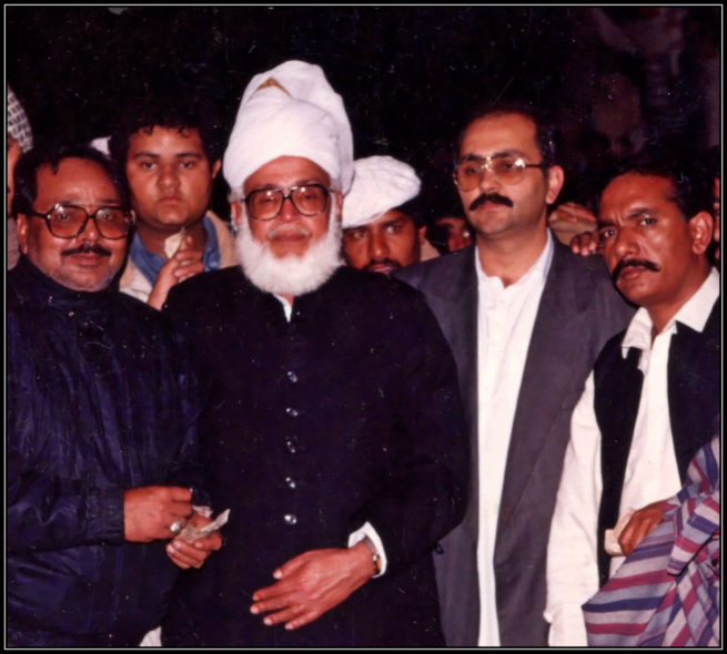  Pir Hadi Shah Sahib with Sahibzada Ijaz Bukhari, Sahibzada Naeem ul Hasan, Sahibzada Shuj'a Bukhari and Khalifa Muhammad Saleem