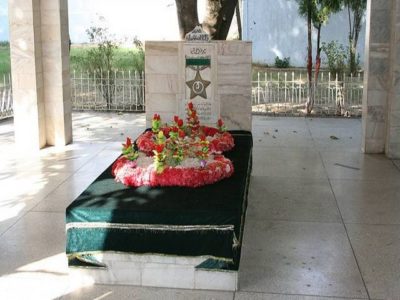 Grave of Major Aziz Bhatti