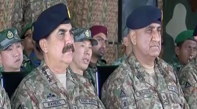 General Kamar Bajwa and Raheel Sharif