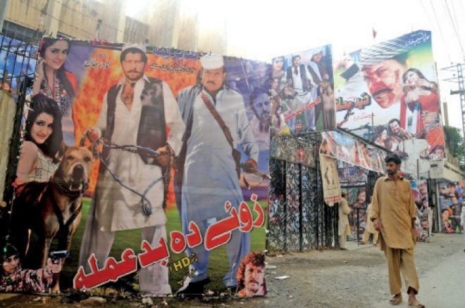 پشتو فلمیں یا فحاشی پھیلانے کا ذریعہ