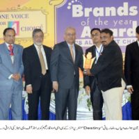 Waqar Naeem Receive Brands of the Years Award