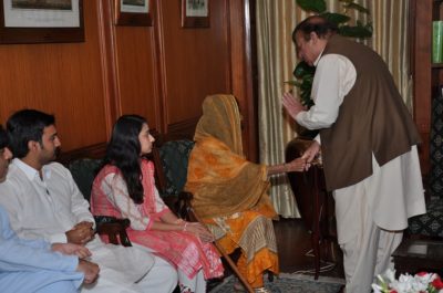 Nawaz Sharif Meet Aafia Family