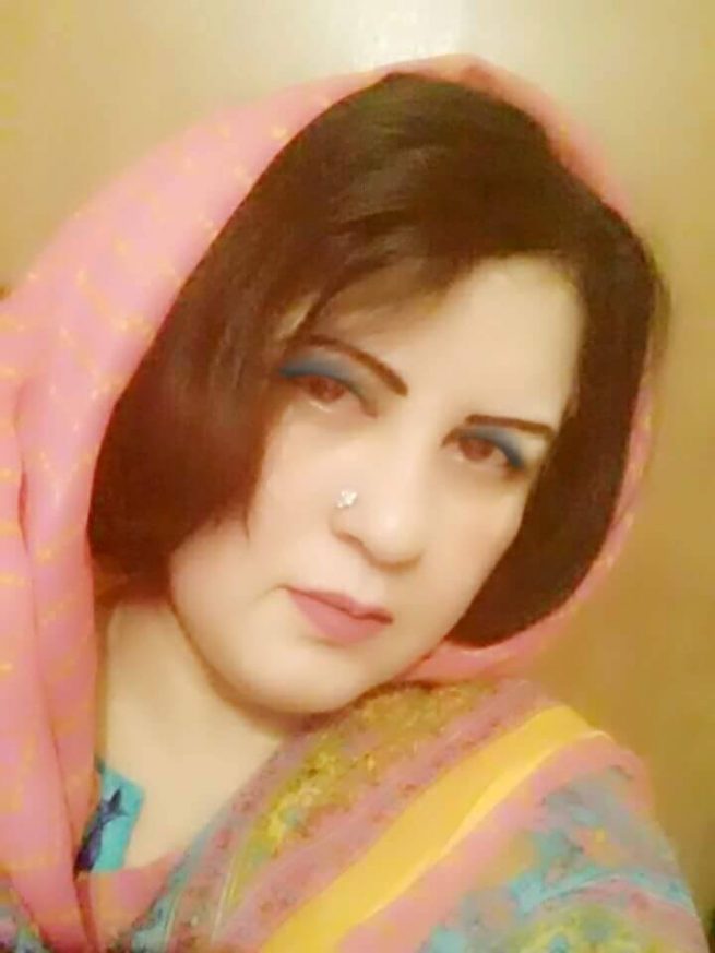  Alia Jamshed Khakwani