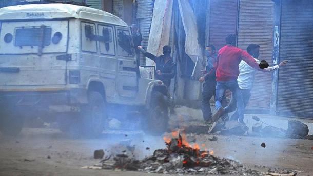 کشمیر میں سینکڑوں بے نام قبریں، قربانیاں اخوان سے زیادہ ہیں۔ ڈاکٹر سیف اللہ خالد