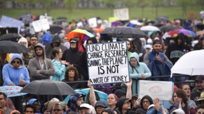 Scientists Protest 