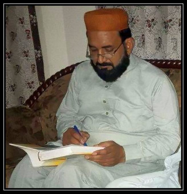 4. Khateeb e Gujrat Allamah Safdar Raza Qadri