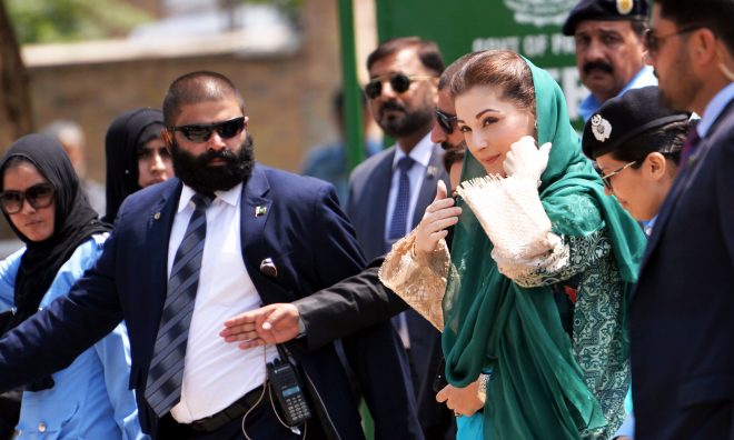 مریم نواز کا صحافیوں سے راہ فرار