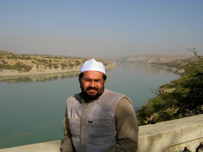  Dr. Ali Abbas Shah at the bank of Indus river in Makhad