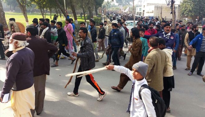 قصور میں حالات بدستور کشیدہ، دوسرے شہروں سے زمینی راستہ منقطع