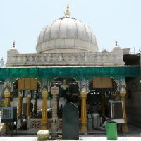 Dargah of Qutbuddin Bakhtiyar Kaki