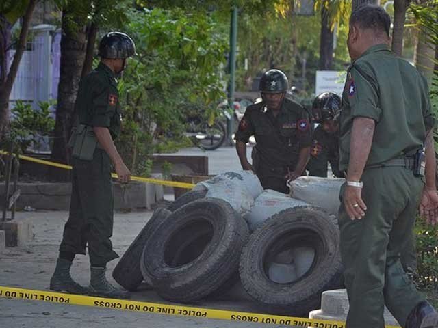 میانمار میں تین بم دھماکے، پولیس اہلکار سمیت متعدد افراد زخمی