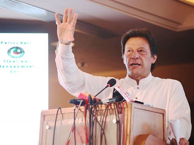 موٹروے نہیں قوم بنانا اصل کامیابی ہے، عمران خان