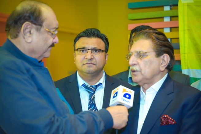 PM AJK in Paris