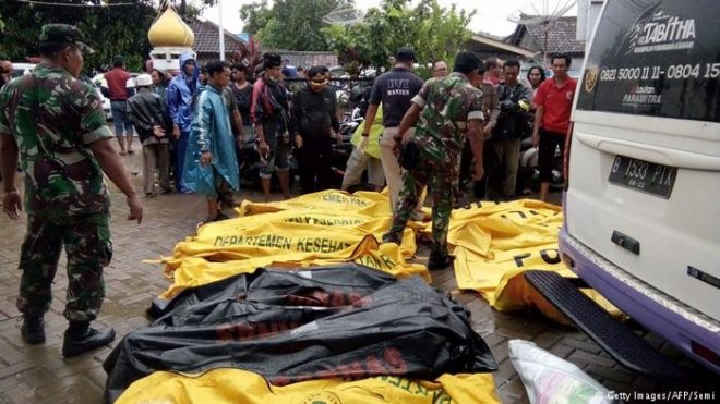 انڈونیشیا میں سونامی، ہلاکتوں کی تعداد 222 تک پہنچ گئی