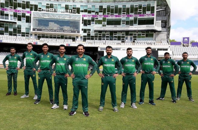 پاکستان کرکٹ ٹیم مشن ورلڈکپ شروع کرنے ناٹنگھم پہنچ گئی