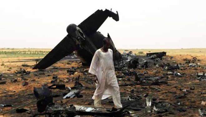 فوجی طیارہ گر کر تباہ، تین ججوں سمیت 18 افراد ہلاک