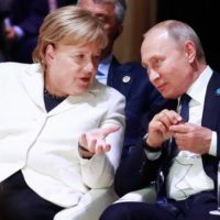 Wladimir Putin & Angela Merkel