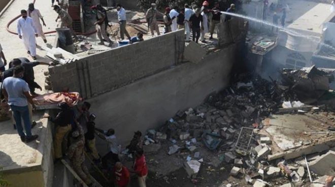 کراچی طیارہ حادثہ: پی آئی اے نے تحقیقاتی رپورٹ تسلیم کر لی