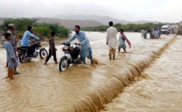 ملک کے مختلف حصوں میں شدید بارشیں، جوہی کے ندی نالوں میں طغیانی، کئی دیہات زیر آب