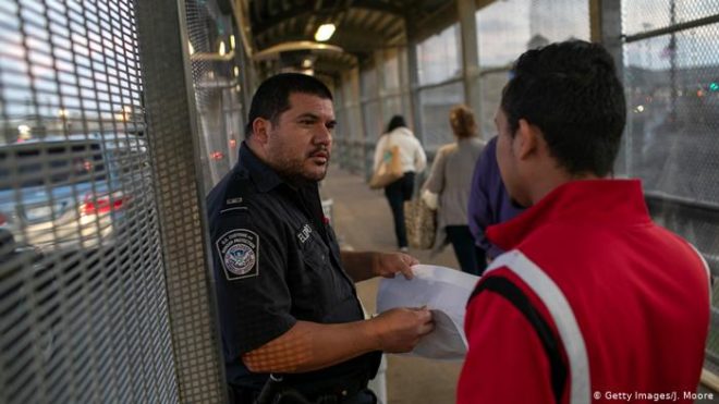 پناہ کے متلاشی افراد کا امریکا میں داخلہ شروع