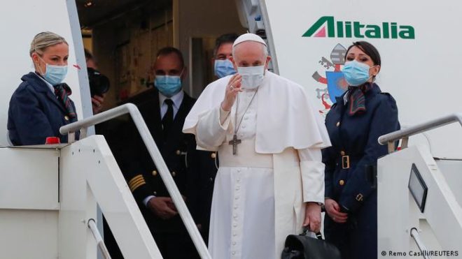 پوپ فرانسس عراق کے اولین دورے پر بغداد پہنچ گئے