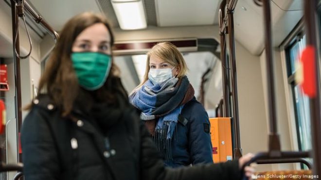 ماسک پہننے کی پابندی بتدریج ختم کی جائے گی، جرمن وزیر صحت