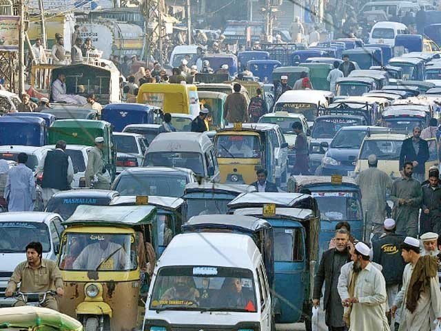 پشاور کے لیے نیا ٹریفک منیجمنٹ پلان؛ شہر کو 3 زونز میں تقسیم کرنے پر غور