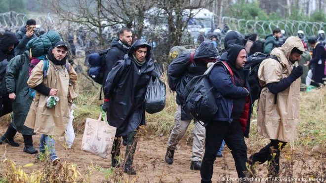 پولینڈ اور بیلاروس کی سرحد پر مہاجرین کا بحران